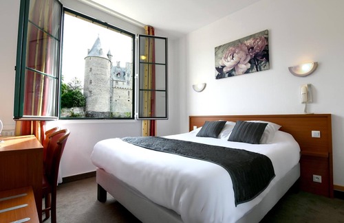 Josselin Hotel | Logis Hotel du Chateau