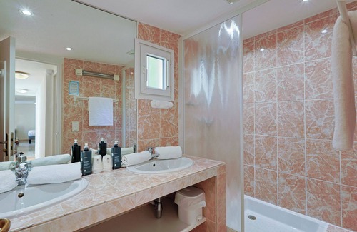 Agay Hotel | Logis Hotel l'Esterella