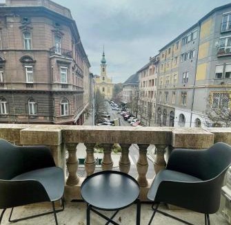Budavar Apartment | Logodi Residence I LuxeStay I freeparking
