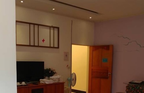 Shiding District House | Lohas Gallery Long Stay Hostel