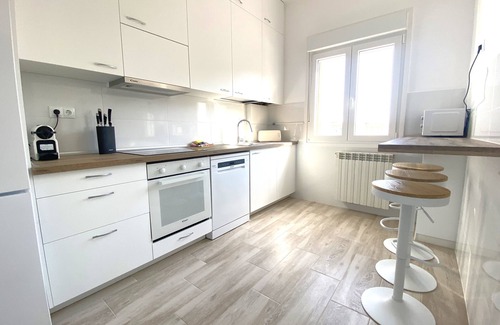 Romareda Apartment | LOIRA FRANCO Y LOPEZ: Light and Space