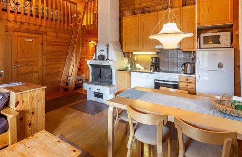 Yllasjarvi House | Lomaylläs F84/palovaarankaarre 22a by Interhome