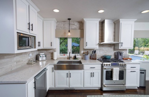 Allouez House | Lombardi View: Green Bay NFL Draft Rental