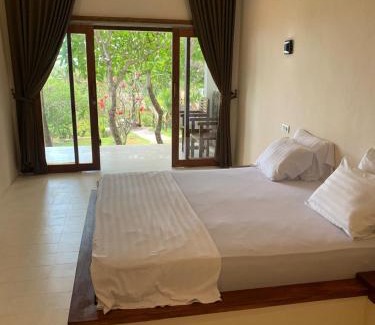 Senggigi Hotel | Lombok Coconut Hotel