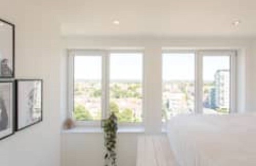 Chadwell Heath Apartment | London 2 bed Apartment 30 Mins from The City | Near Station, Parking & WIFI