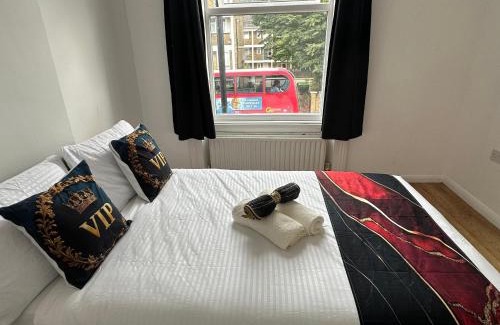 Harrow Road Apartment | London 2 bedroom Westminster borough apartment with Skysports and Netflix
