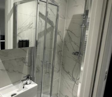 Clapham House | London Bridge 15 minutes away