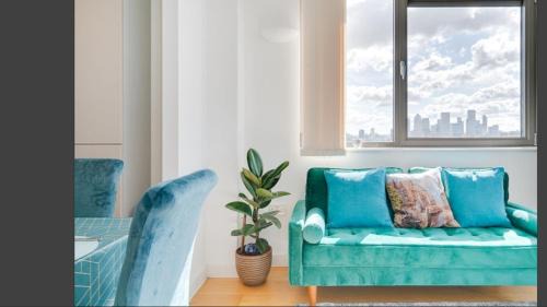 Shadwell Apartment | London City View Apartment, short walk to Tower Bridge, Free Parking