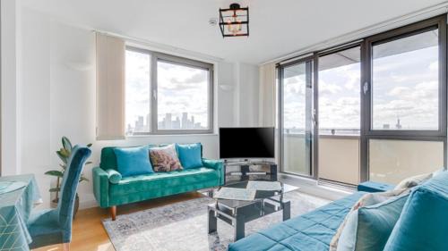 Shadwell Apartment | London City View Apartment, short walk to Tower Bridge, Free Parking
