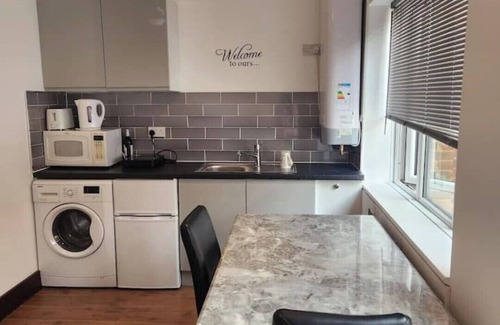 Barnehurst Apartment | London Cosy Studio Flat