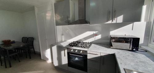 Mottingham and Chislehurst North House | LONDON EXPERIENCE