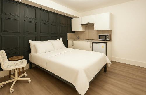 Harrow Road Apartment | London Homely Paddington Studio
