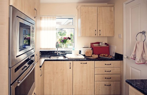 Chippenham House | London Road Guest Accommodation