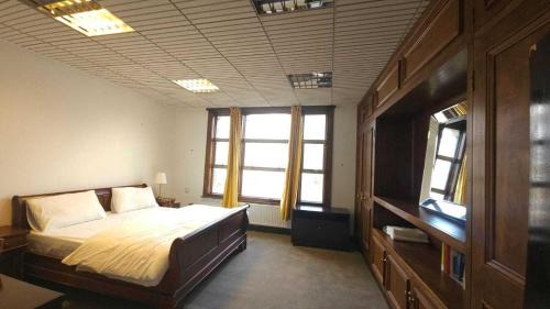 Larkhall Apartment | London Stockwell Station Apartment