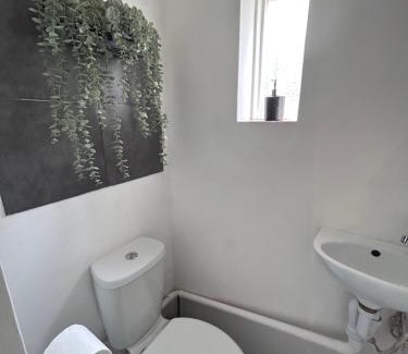 Tower Hamlets Apartment | London Studio