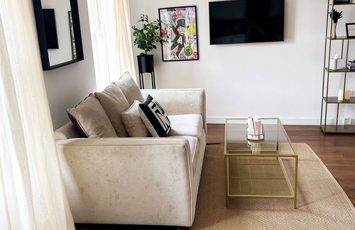 New Cross Apartment | London Stylish 1 Bedroom Apartment