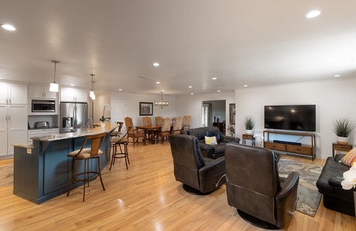 Templeton House | Lone Madrone Winery Guest House