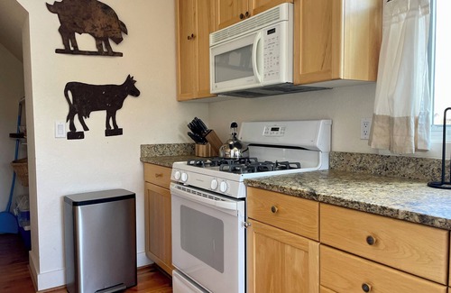 Saddle Ridge House | Lone Peak Views - Ski in & Out