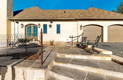 Fredericksburg Apartment | Lone Star Leisure