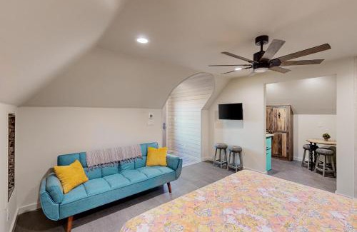Fredericksburg Apartment | Lone Star Leisure