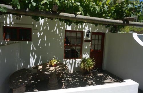 Montagu Ski Chalet | Long Acres Cottages