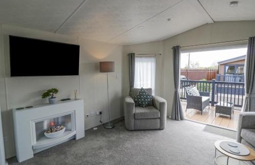 Evesham House | Long Acres Lodge