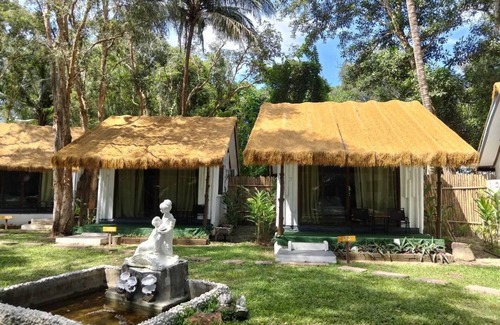 Nong Thale Villa | Long Beach Club Krabi