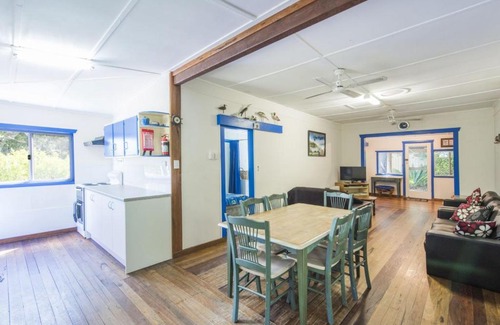 Iluka House | Long Haven