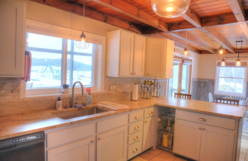 Bridgton House | Long Lake Escape; FUN in all seasons! A family home that's pet friendly!