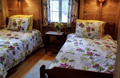 Naples Cabin | Long Lake family compound sleeps 16