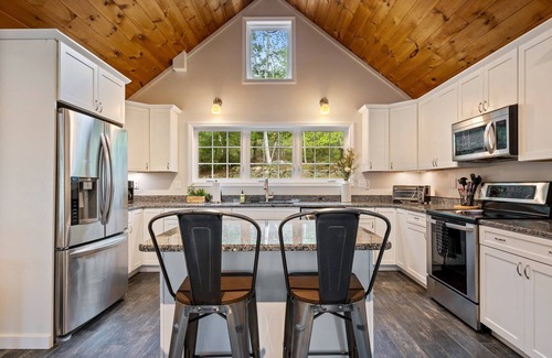 Bridgton House | Long Lake Happiness-Private Dock/Kayaks/Waterfront