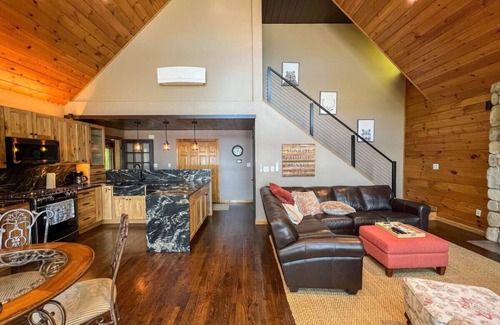 Bridgton House | Long Lake Oasis | Private Lake Access + Views