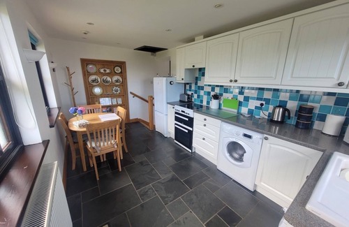 Woolacombe Cottage | Long Linhay is a spacious cottage for 2 with sea views & private, sunny patio.