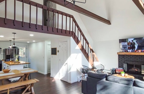 Long Pond Ski Chalet | Long Pond Chalet - w/Private Pool