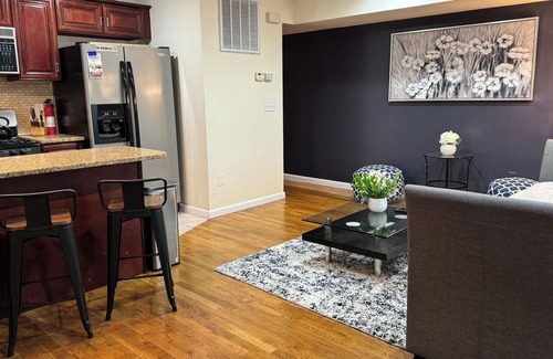 Union City Apartment | Long Term Park-view