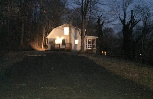 Lexington Cottage | LONG TERM RENTAL ONLY: MIN.30 NITE STAY.n VMI & W&L & VA HORSE CENTER - WELCOME!