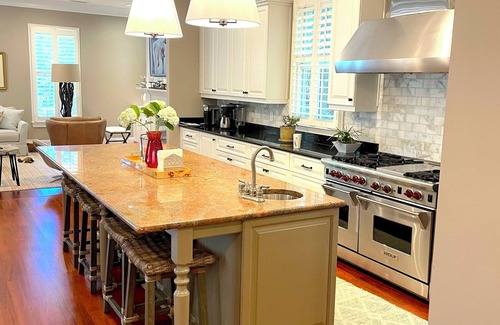 Charleston House | Long Term stay in 4-bedroom house in charming Charleston SC.nIdeal for families.
