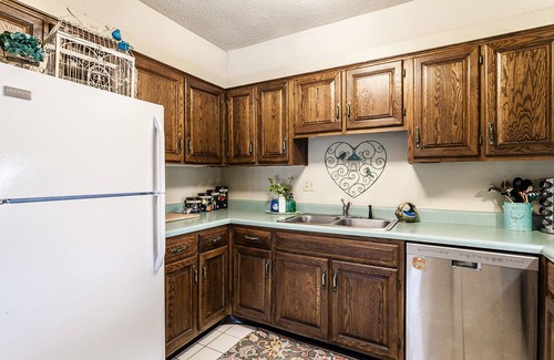 Ellendale House | Long-Term Stays - Germantown