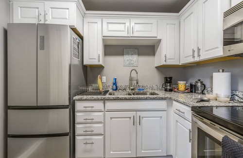 Breaux Bridge Apartment | LONG TERM STAYS, King Temperpidic, Breaux Bridge