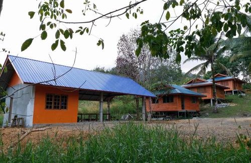 Sematan Ski Chalet | Long Titi Homestay