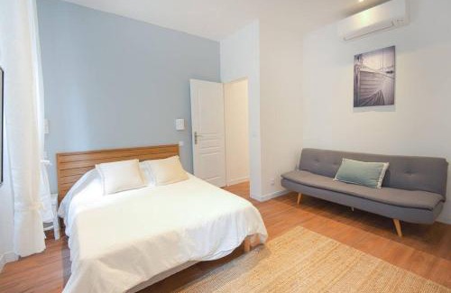 4th Arrondissement Apartment | Longchamp Grand T2 haut de gamme Terrasse
