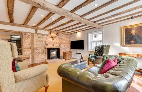 Arundel House | Longmace