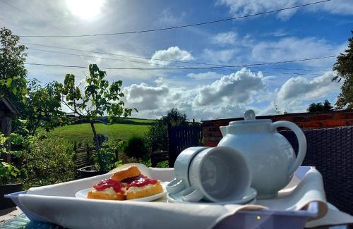 Challacombe House | Longstone Country Cottage - Two Luxury Bedrooms with ensuite bathrooms, Exmoor, Challacombe, North Devon