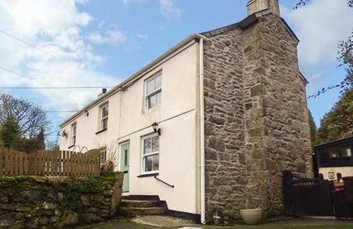 Penwithick House | Longview Cottage