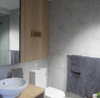 Chinatown Apartment | Lonsdale Street Studio Apartment
