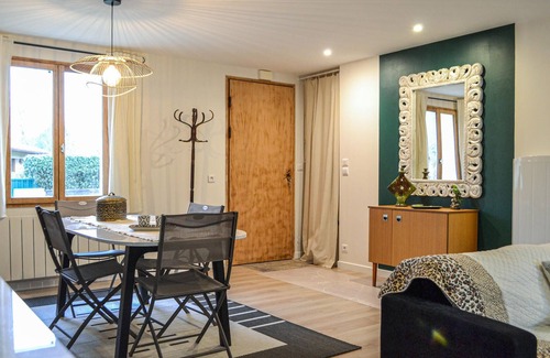 Hourtin House | Look forward to a wonderful vacation in this child-friendly vacation home not far from the sea.