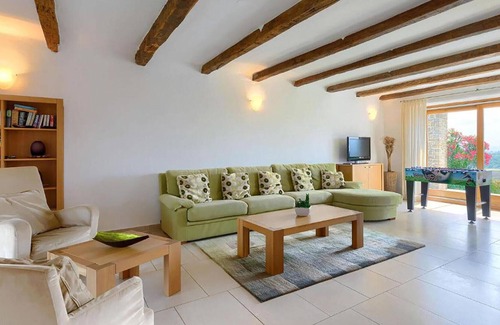 Baredine House | Look forward to your vacation in the northwest of Istria and this beautiful and cozy vacation home w