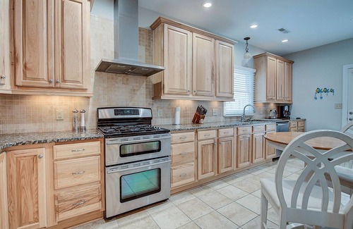 Debordieu Colony Villa | Looking for a cozy villa located next to the golf course? Good Trouble is your answer!