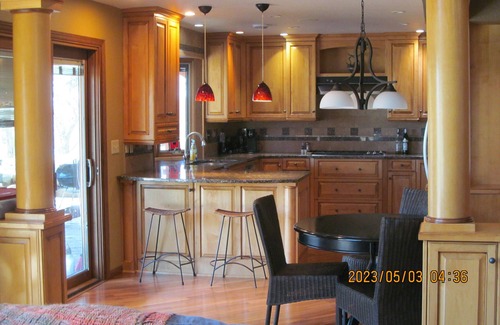 Hudson House | Looking for a Staycation vacation home on the St. Croix River?