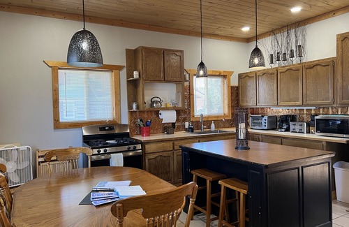 Whipholt House | Looking to enjoy time at the lake?